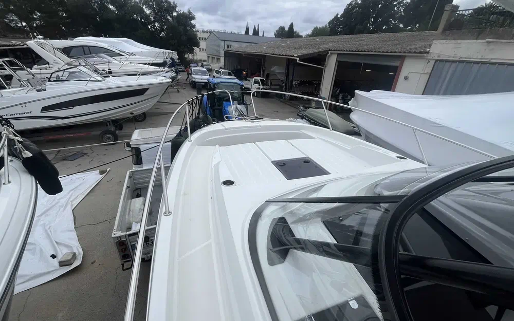 slider 19 Jeanneau Cap Camarat 9.0 WA Serie 2