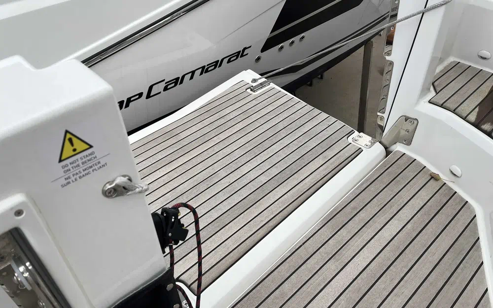 slider 2 Jeanneau Cap Camarat 9.0 WA Serie 2