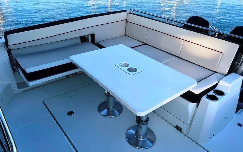 slider 12 Jeanneau Cap Camarat 10.5 WA Cap Camarat 10.5 Wa Serie 2