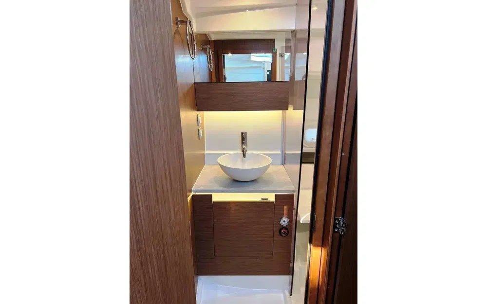 slider 4 Jeanneau Cap Camarat 10.5 WA Cap Camarat 10.5 Wa Serie 2