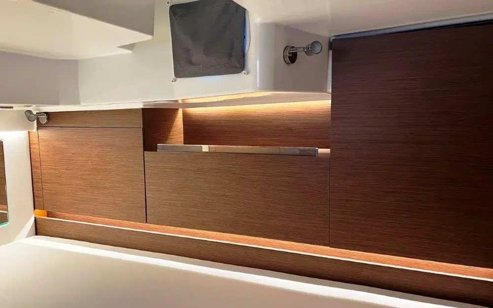 slider 8 Jeanneau Cap Camarat 10.5 WA Cap Camarat 10.5 Wa Serie 2