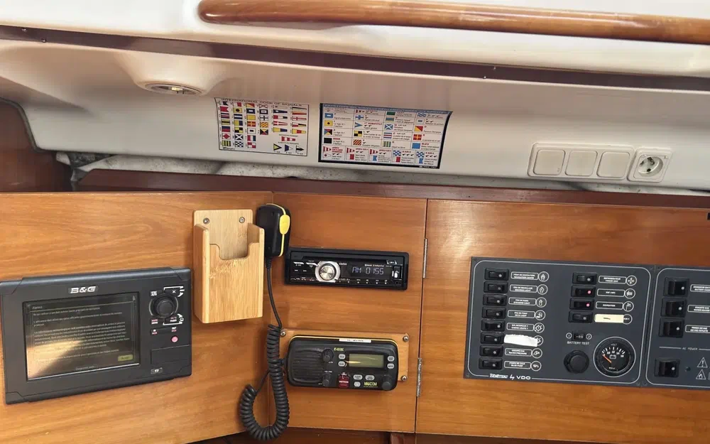 slider 17 Beneteau First 36.7