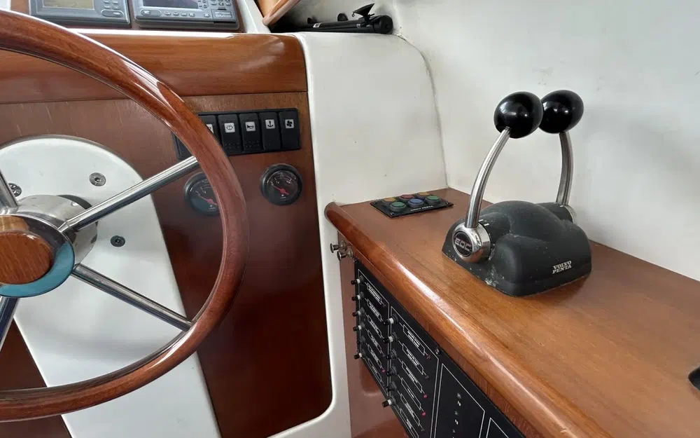 slider 16 Beneteau Antares 10.80