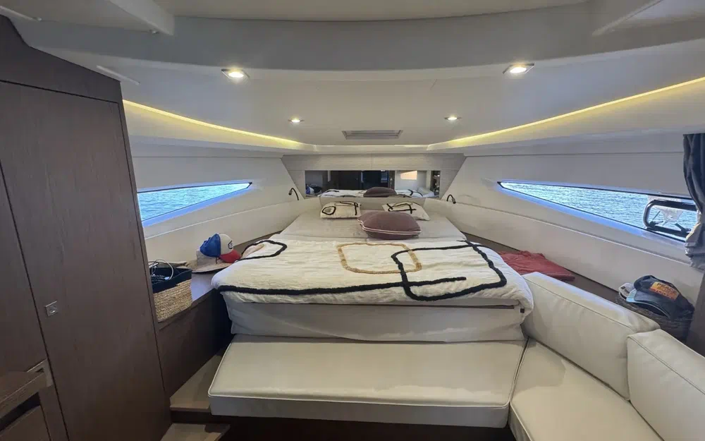 slider 6 Jeanneau Leader 36