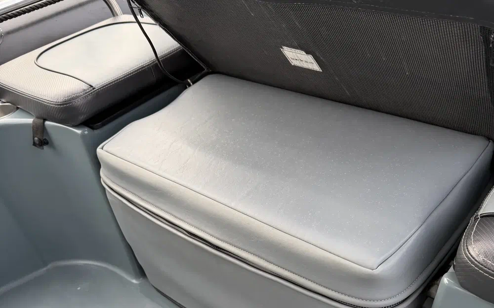 slider 12 Zodiac Pro Open 650