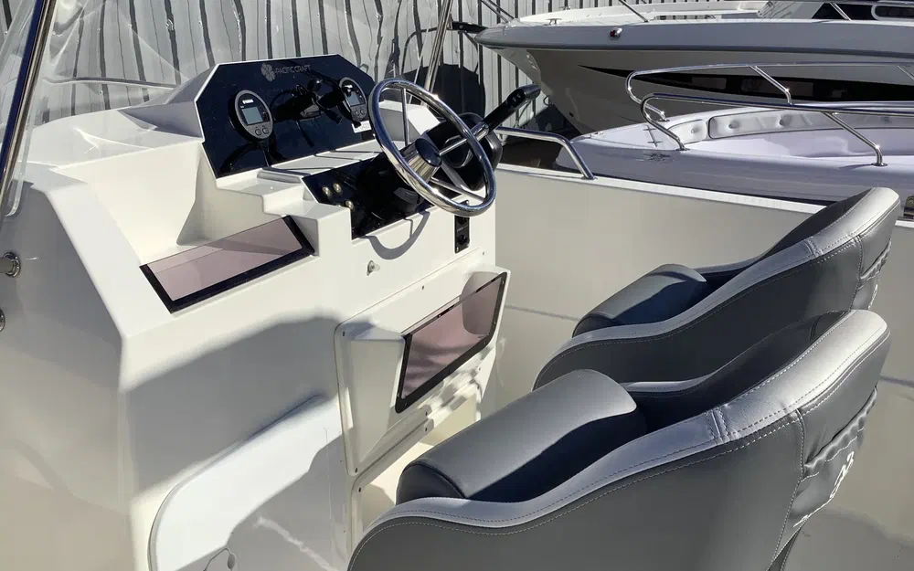 slider 2 Pacific Craft 545 Open