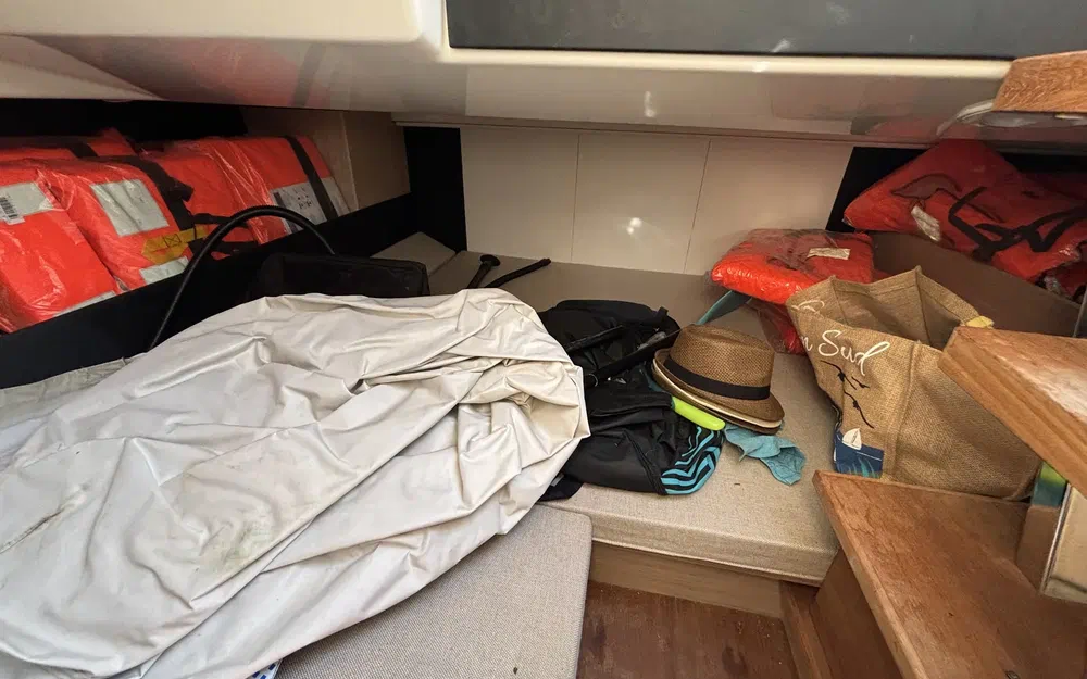 slider 16 Cranchi Endurance 30