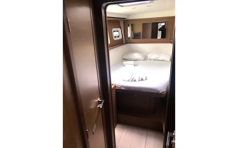 slider 17 Lagoon 450