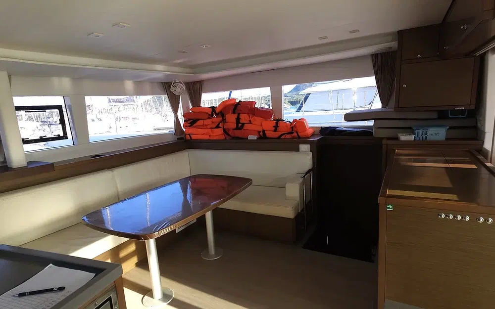 slider 20 Lagoon 450