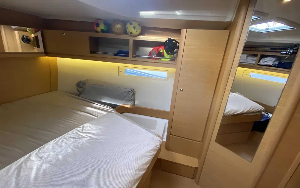 slider 10 Dufour 460 Grand Large