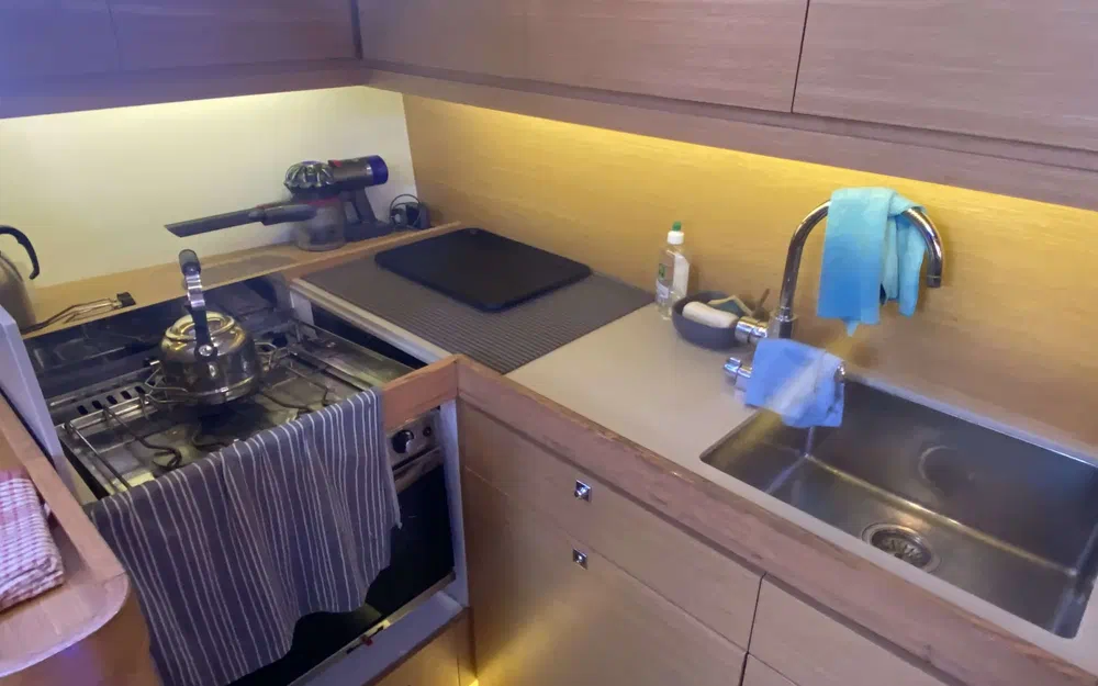 slider 6 Dufour 460 Grand Large