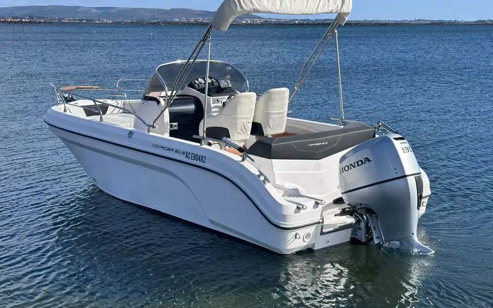 slider 1 Ranieri Voyager 21 S