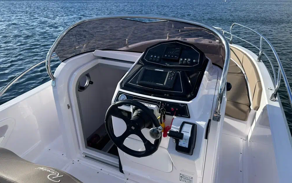 slider 3 Ranieri Voyager 23 S