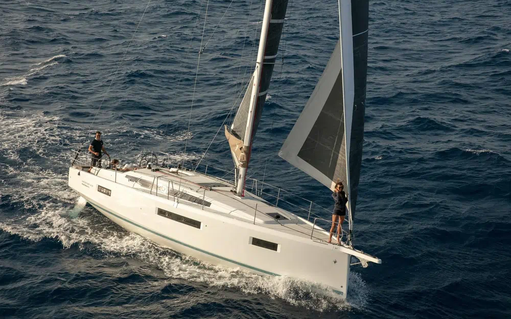 slider 1 Jeanneau Sun Odyssey 410