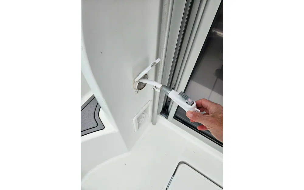 slider 17 Jeanneau Merry Fisher 645