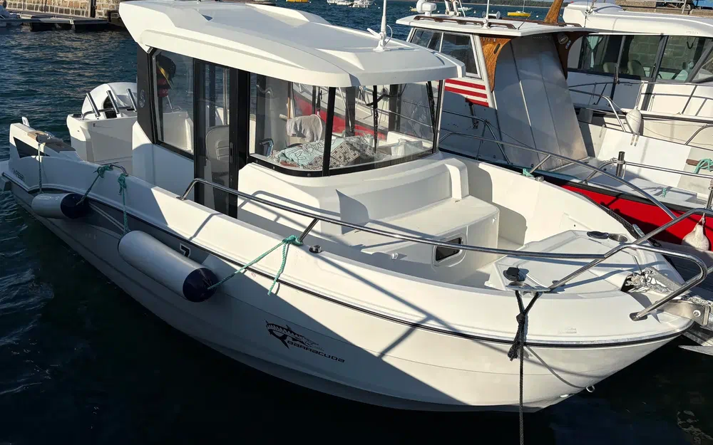 slider 5 Beneteau Barracuda 7