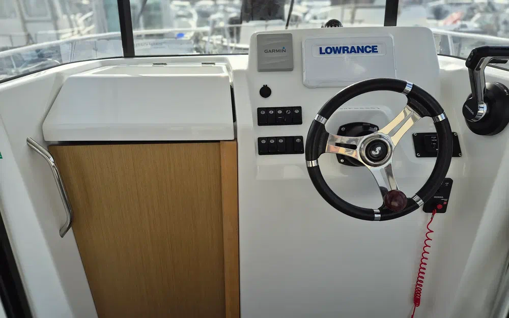 slider 8 Beneteau Barracuda 7