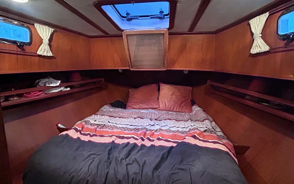 slider 10 Ningbo Fuhai Boat Build FU-AI Trawler 42