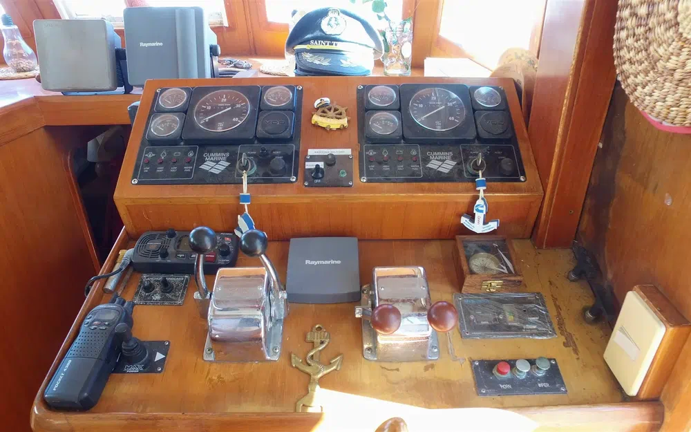 slider 16 Ningbo Fuhai Boat Build FU-AI Trawler 42