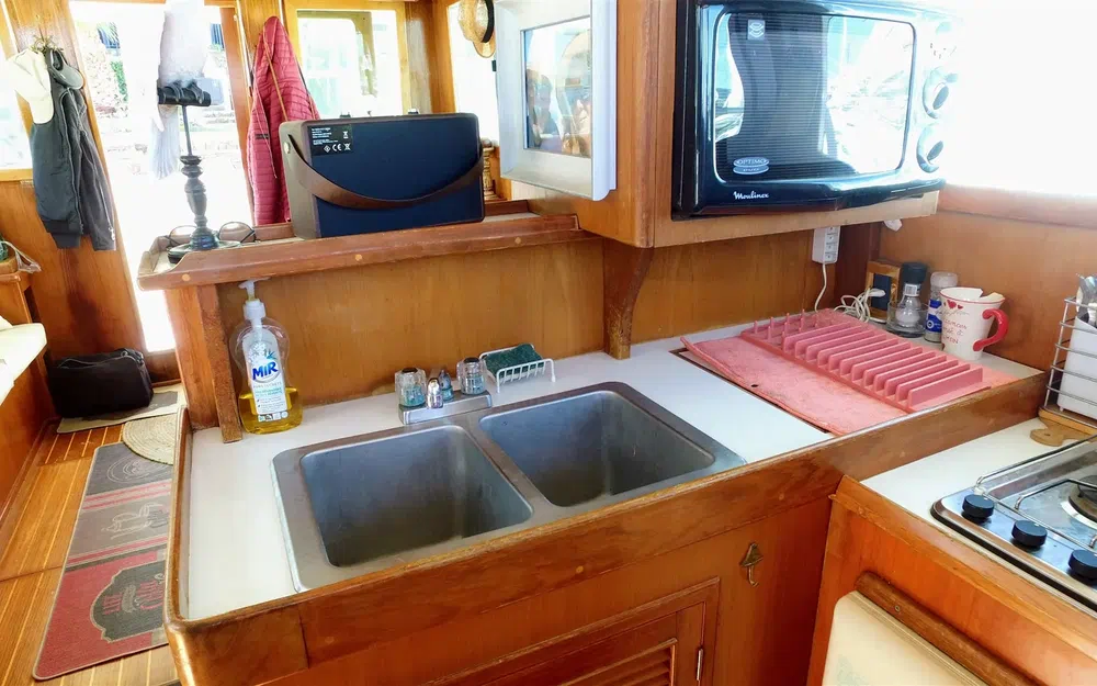 slider 17 Ningbo Fuhai Boat Build FU-AI Trawler 42