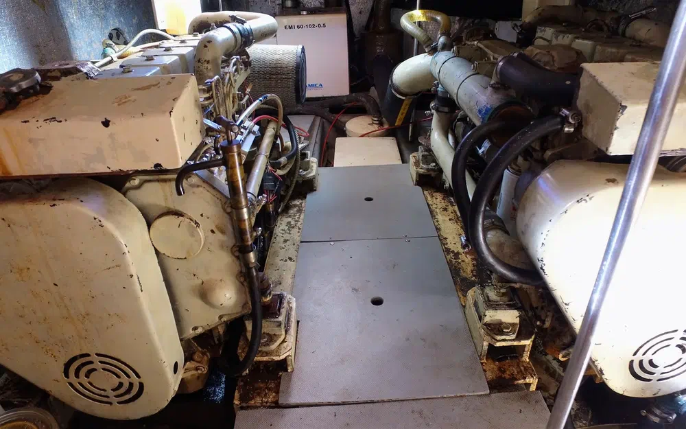 slider 23 Ningbo Fuhai Boat Build FU-AI Trawler 42