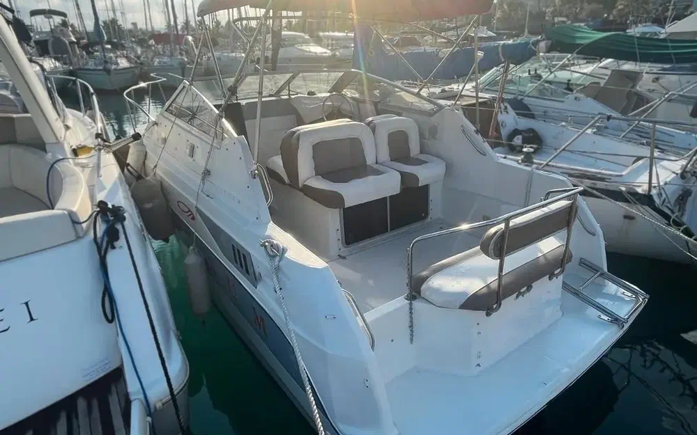 slider 2 Maxum 2355 SCR