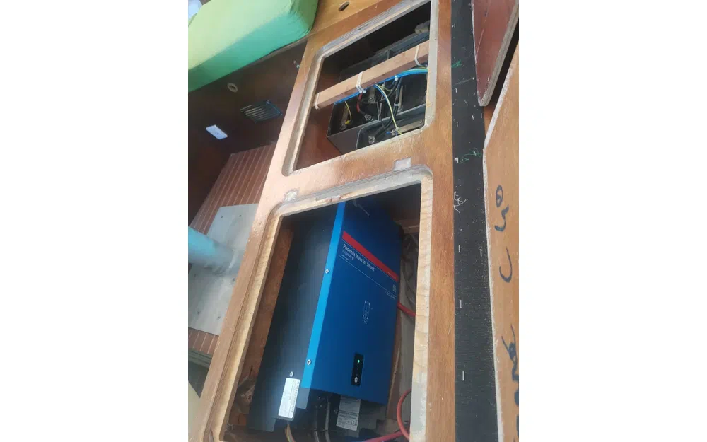 slider 28 Catana 40s