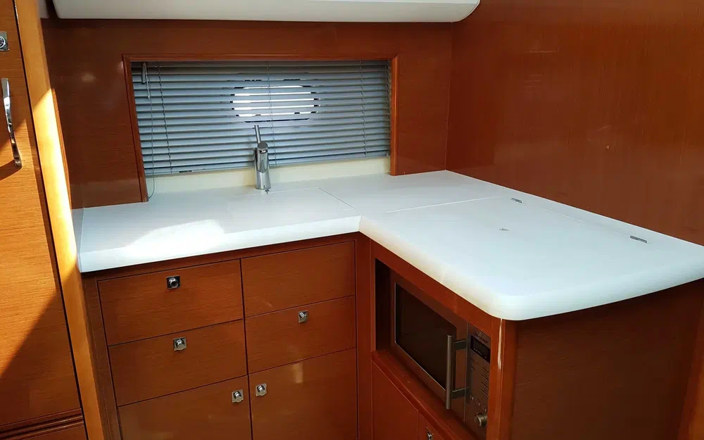 slider 5 Jeanneau Prestige 38 S