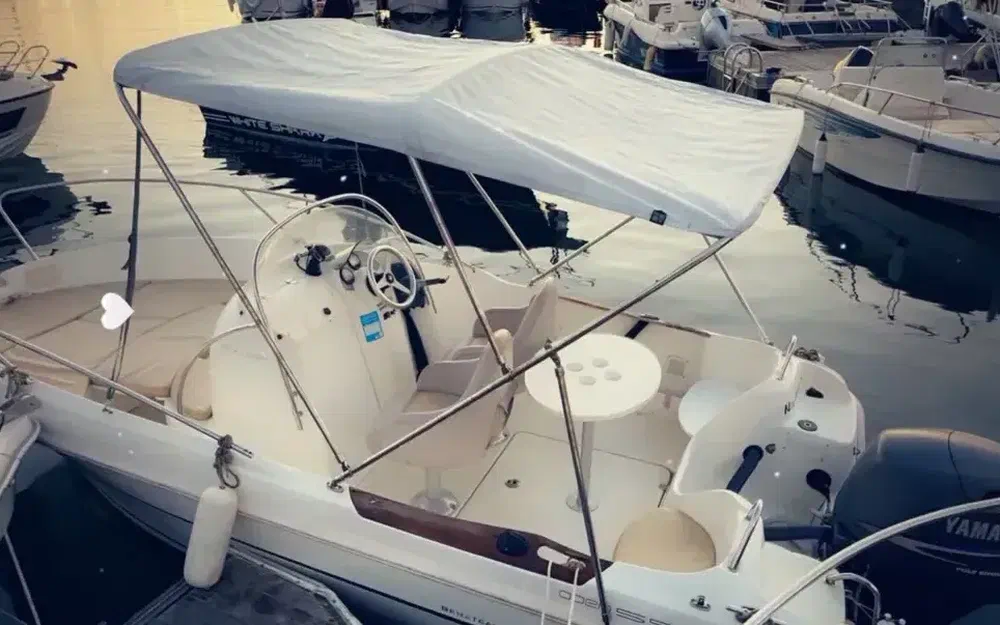 slider 3 Beneteau Flyer 550 Open