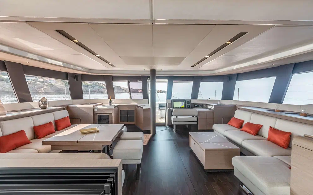 slider 16 Fountaine Pajot Samana 59