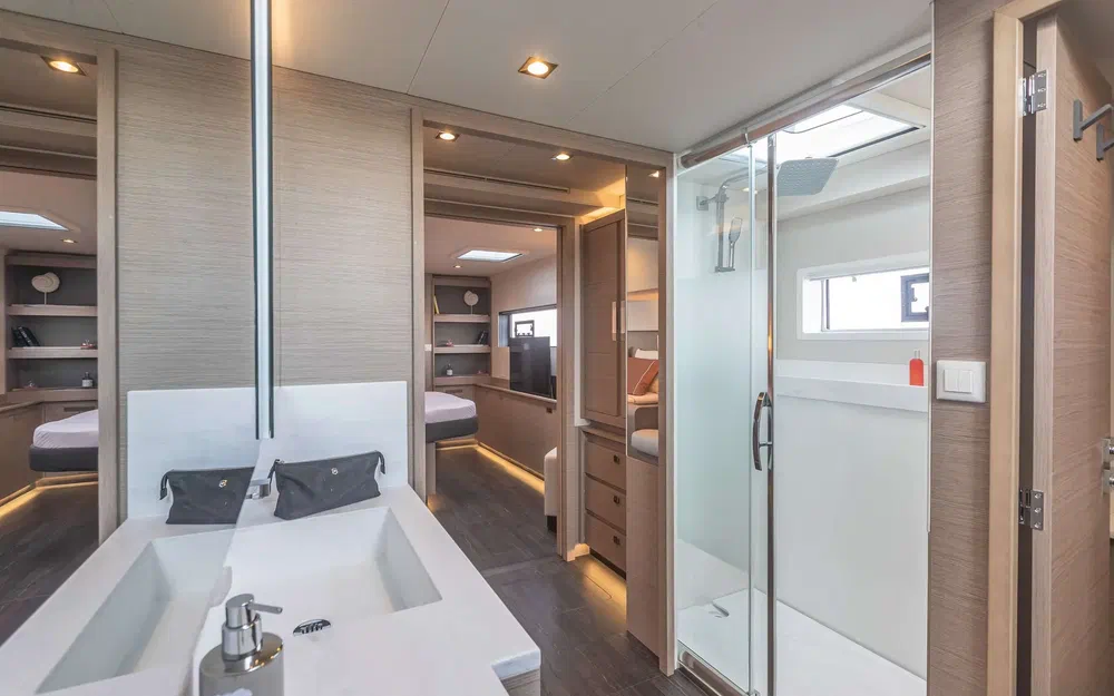 slider 19 Fountaine Pajot Samana 59