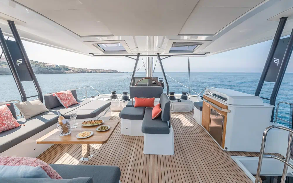 slider 7 Fountaine Pajot Samana 59
