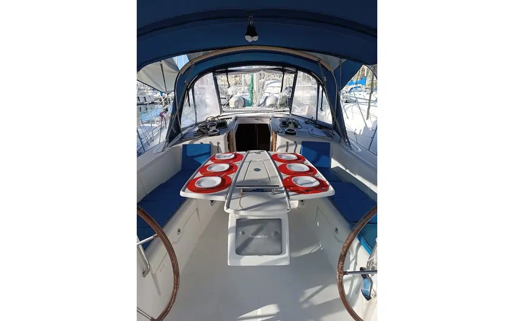 slider 11 Beneteau Oceanis 40