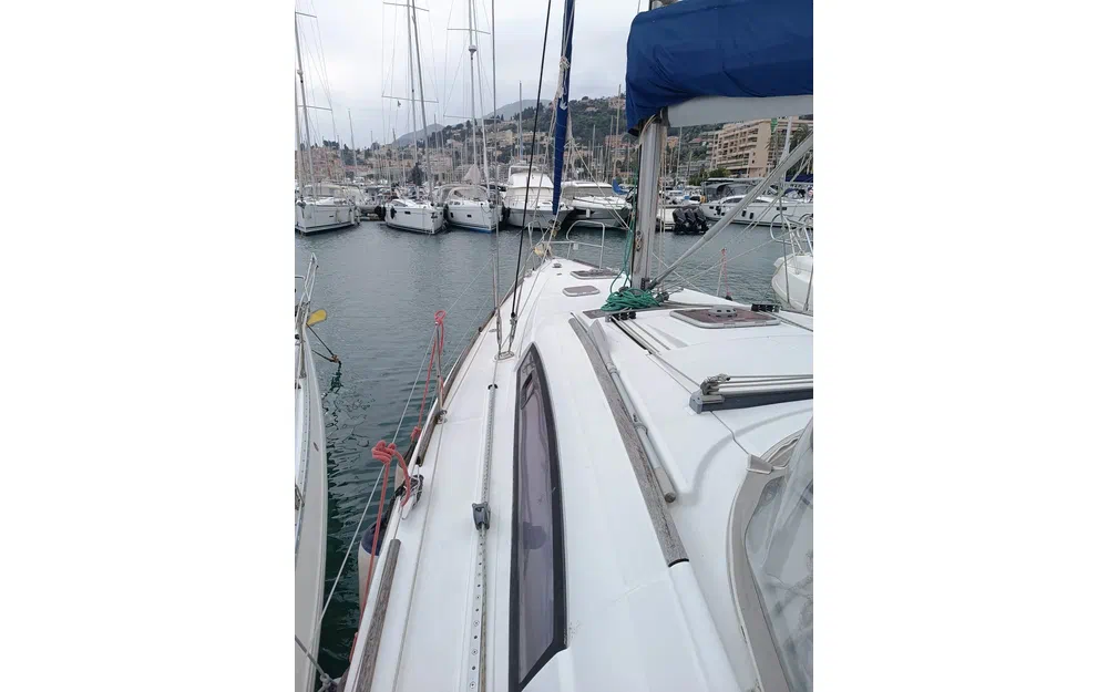 slider 13 Beneteau Oceanis 40