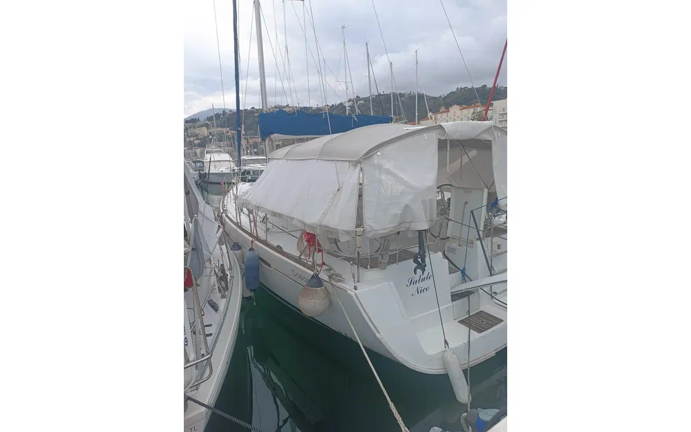 slider 14 Beneteau Oceanis 40