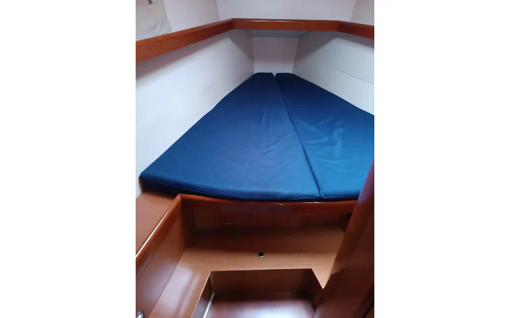 slider 7 Beneteau Oceanis 40