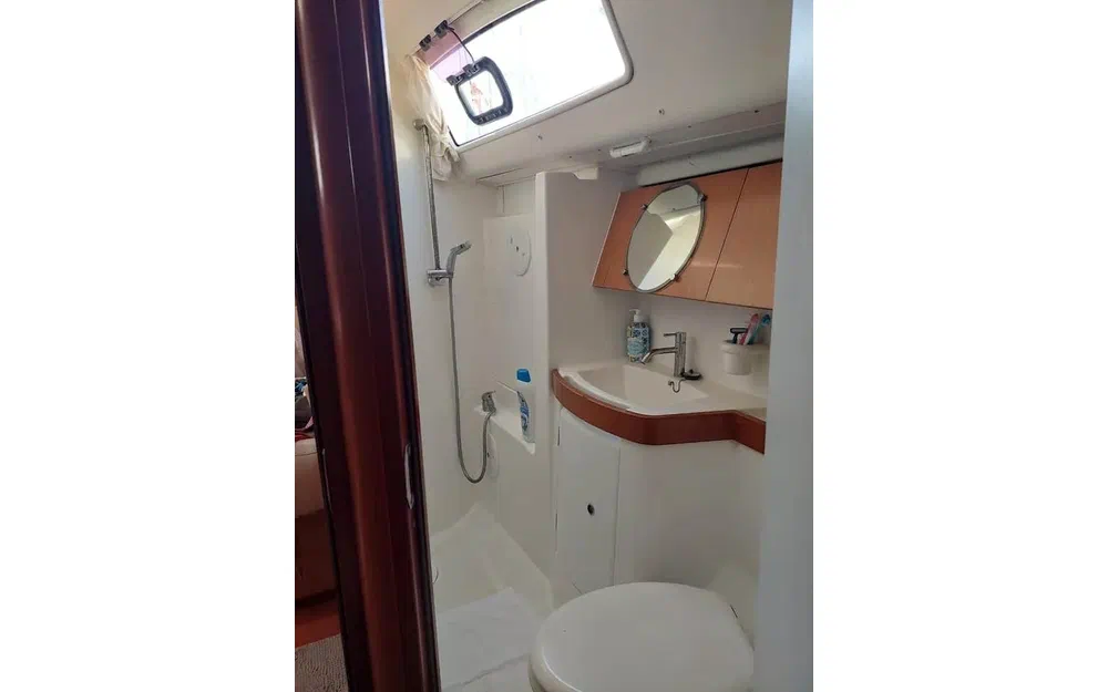 slider 6 Beneteau Oceanis 40