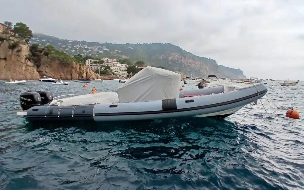 slider 1 Pirelli Pzero 880 L