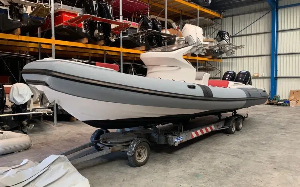 slider 3 Pirelli Pzero 880 L