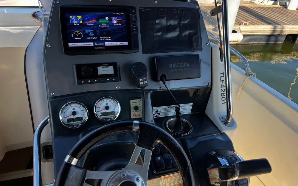 slider 6 Quicksilver Activ 805 Open