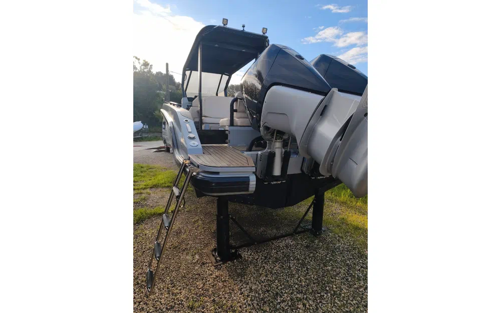 slider 4 Rand Boats Roamer 29