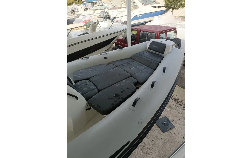 slider 2 Grand Golden Line 680