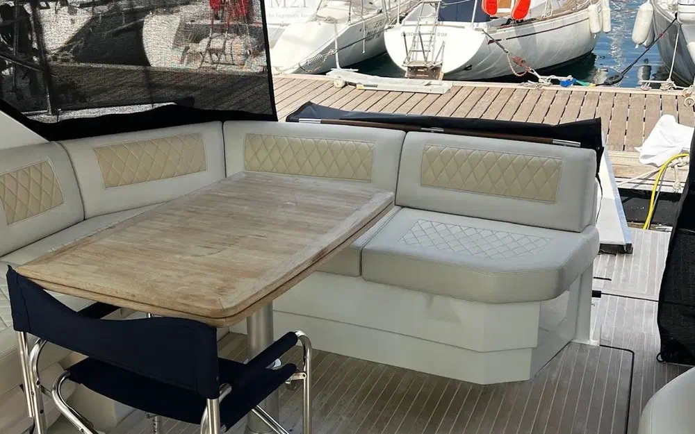 slider 3 Beneteau Gran Turismo 40