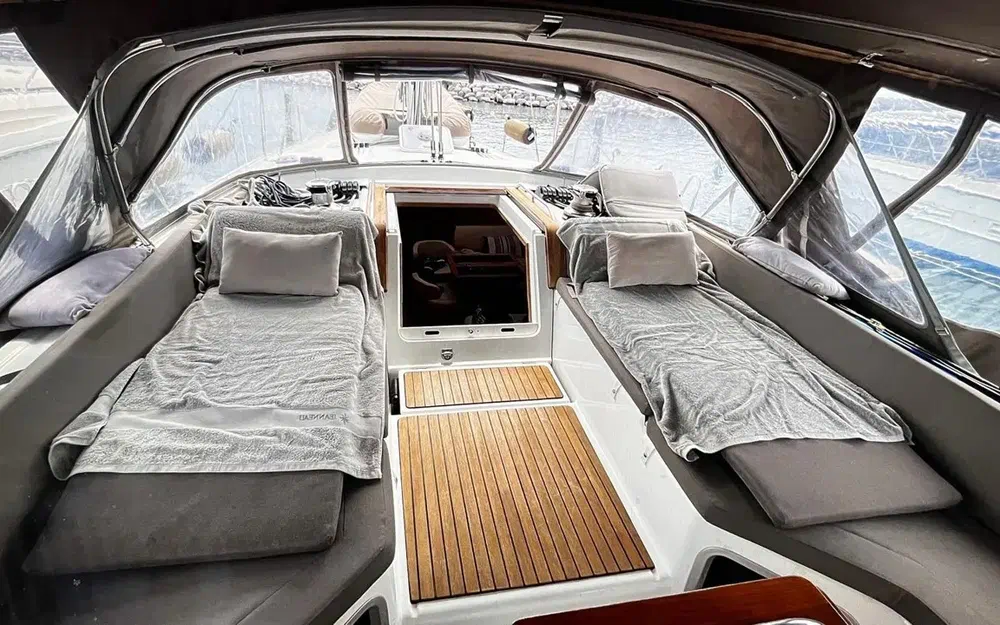 slider 9 Jeanneau 53