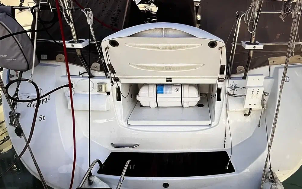 slider 17 Jeanneau 53