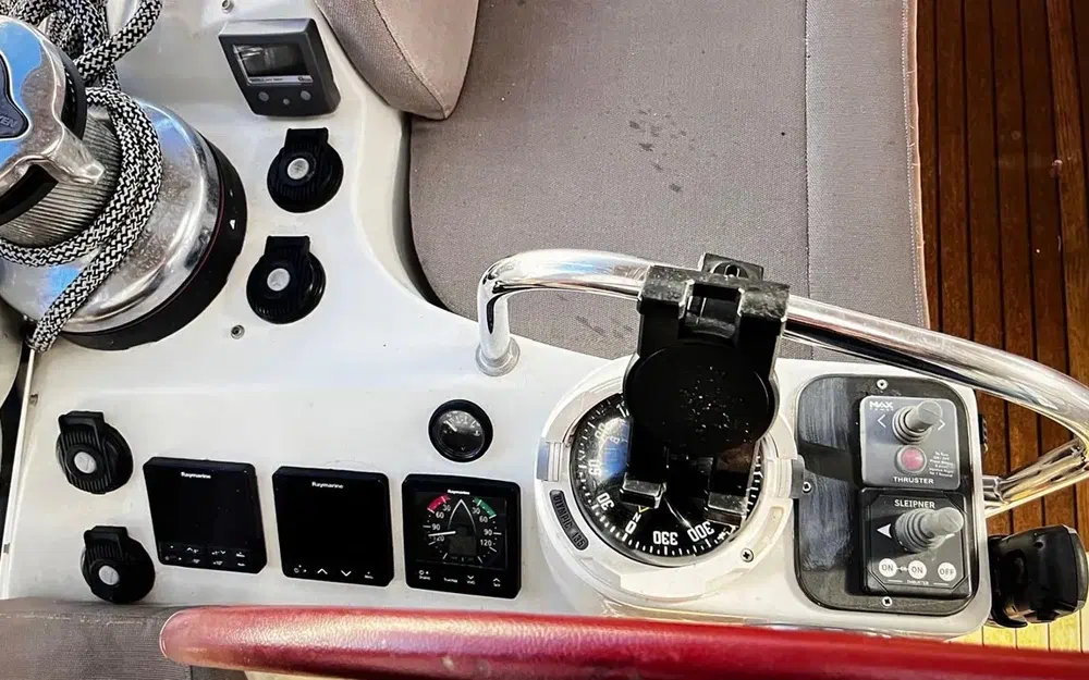 slider 18 Jeanneau 53