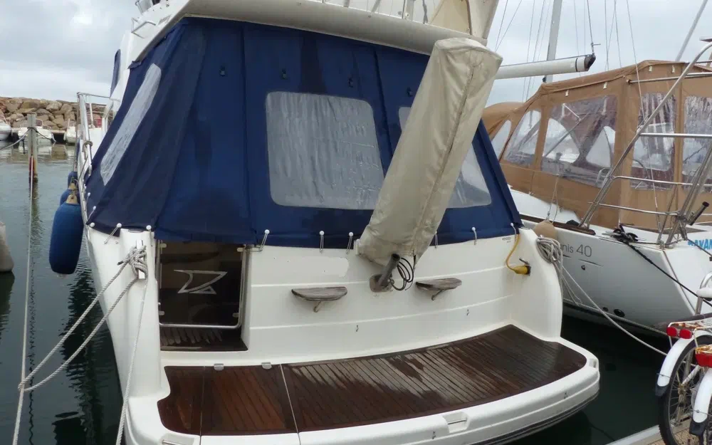 slider 20 Rodman 38 Fly