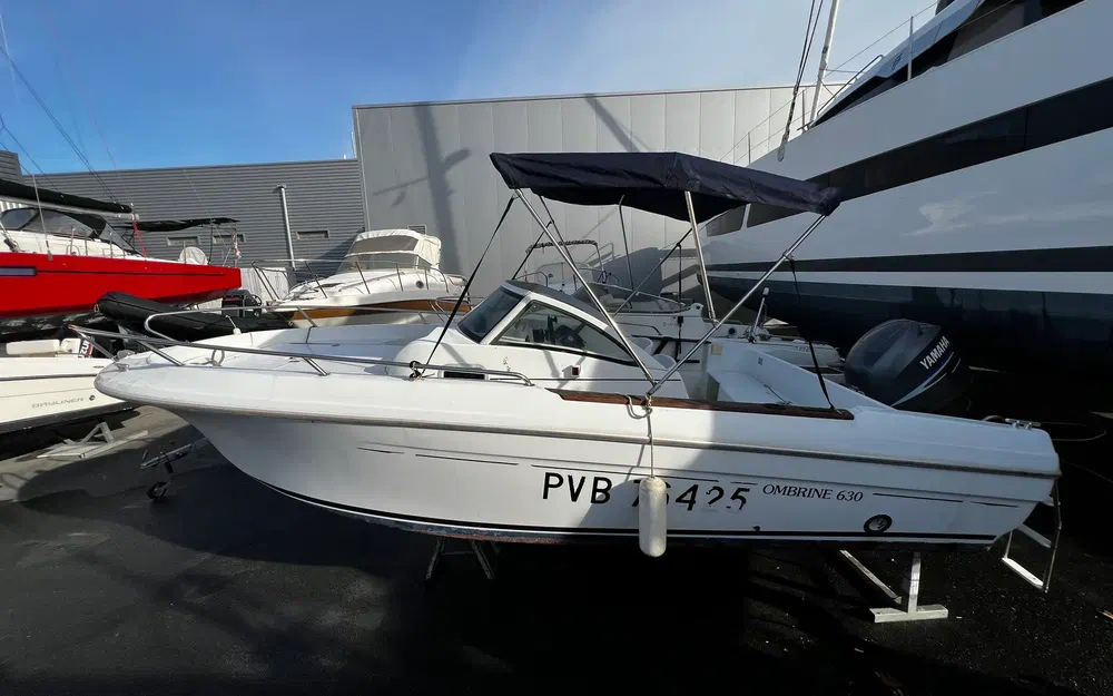 slider 0 Beneteau Ombrine 630
