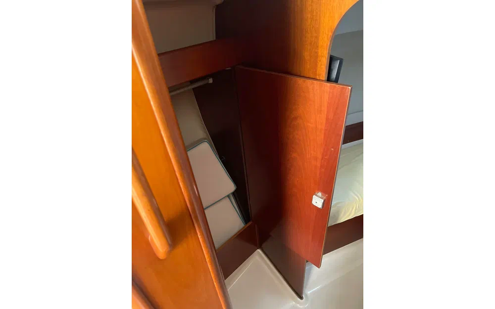 slider 9 Beneteau Antares 805