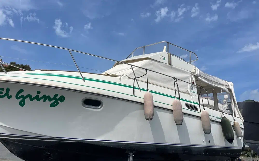 slider 16 Beneteau Antares 805